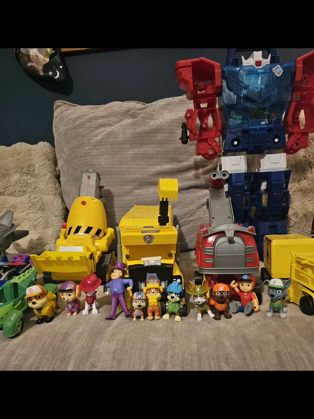10 Paw Patrol Bundle Of 10 Cars/ Trucks With  Figures .  Transformer Included.